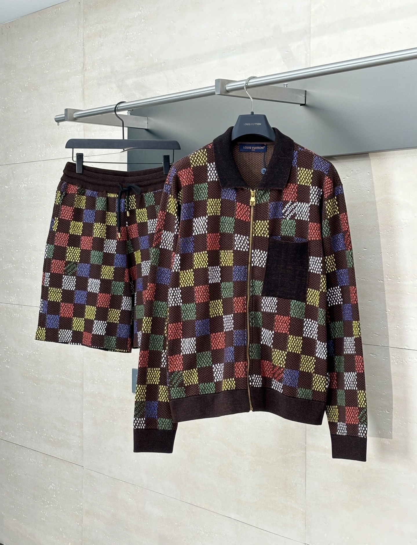 wg.luxury- 8V item:E-F363F1132